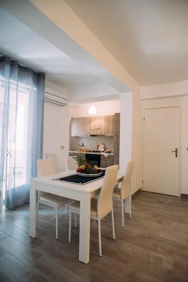 The Lighthouse Apartment Trappeto  0*, Trappeto (Sicily) Italy