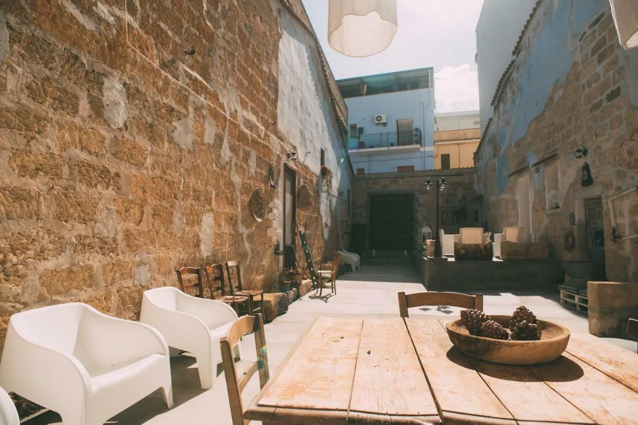 The Lighthouse Apartment Trappeto  0*, Trappeto (Sicily) Italy